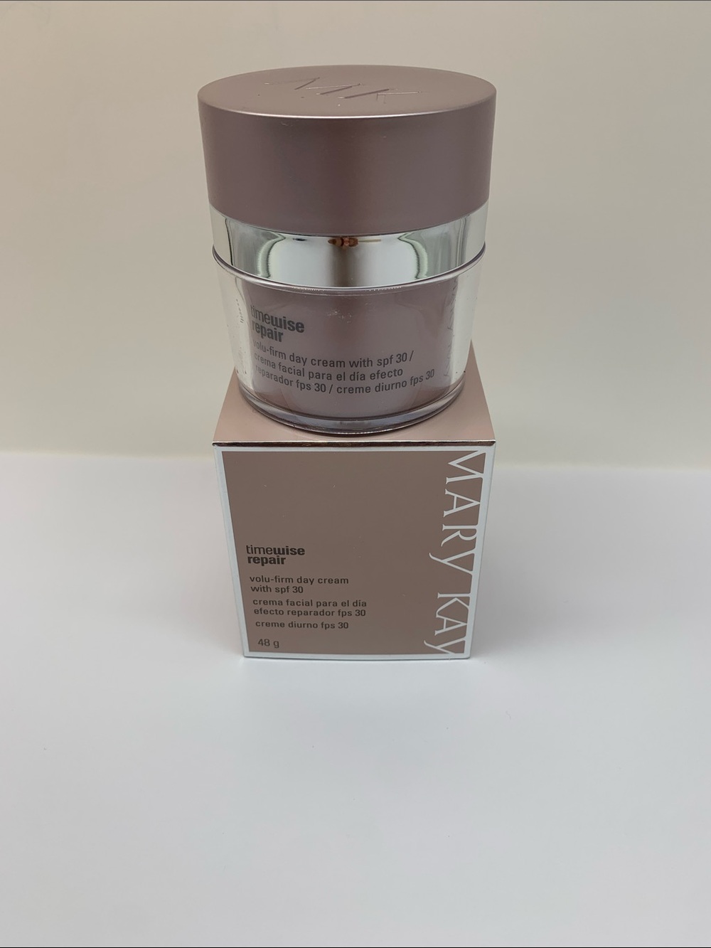 Mary Kay TimeWise Repair Volu-Firm Day Cream -  with SPF 30